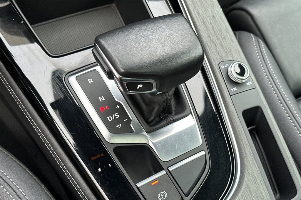 2024 Audi A4 45 S line Premium Plus quattro