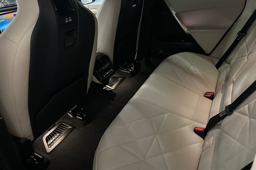 2023 BMW iX xDrive50