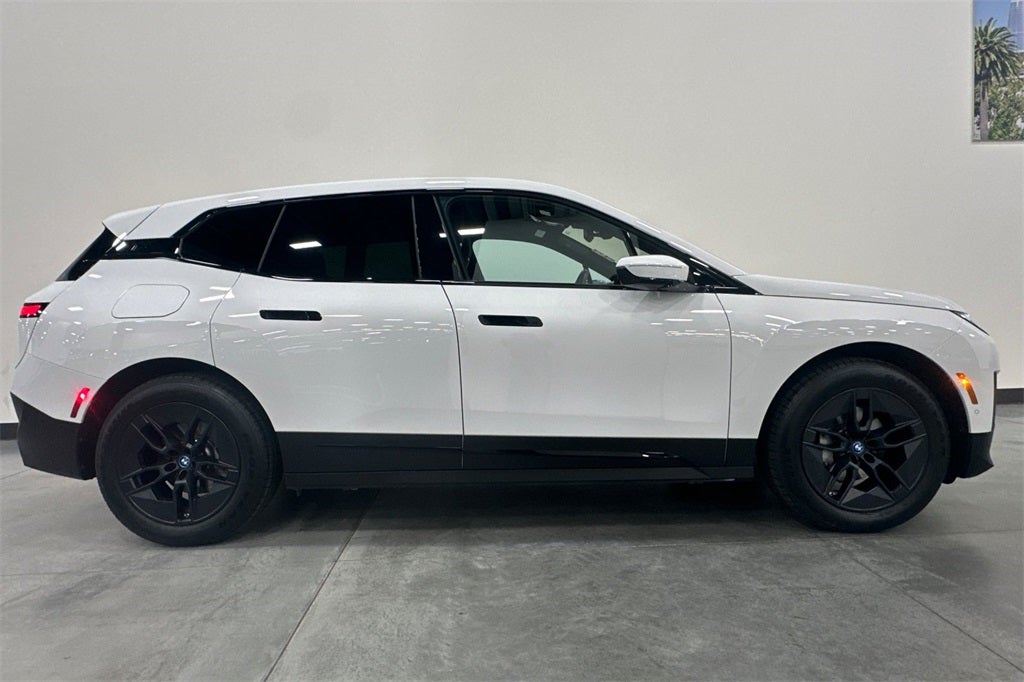 2023 BMW iX xDrive50