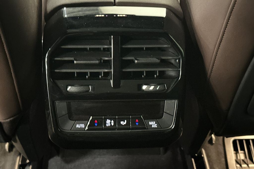 2023 BMW iX xDrive50