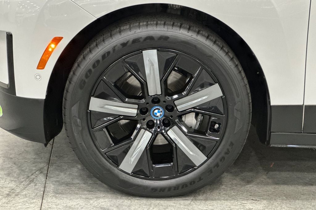 2024 BMW iX xDrive50