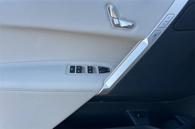 2025 BMW iX xDrive50