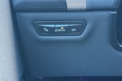 2025 BMW iX xDrive50