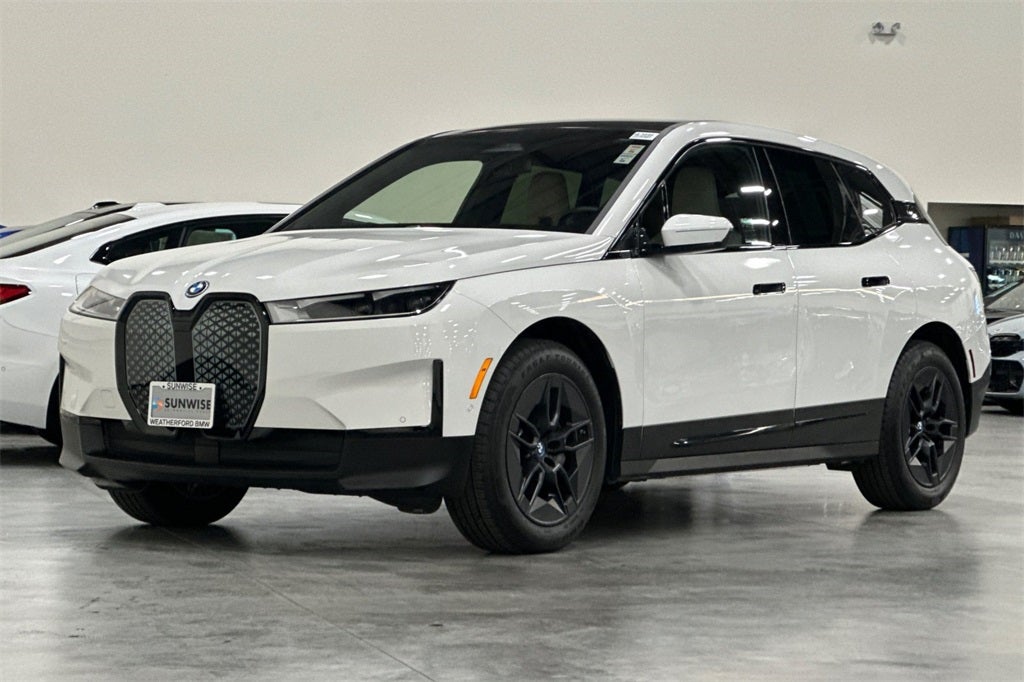 2025 BMW iX xDrive50