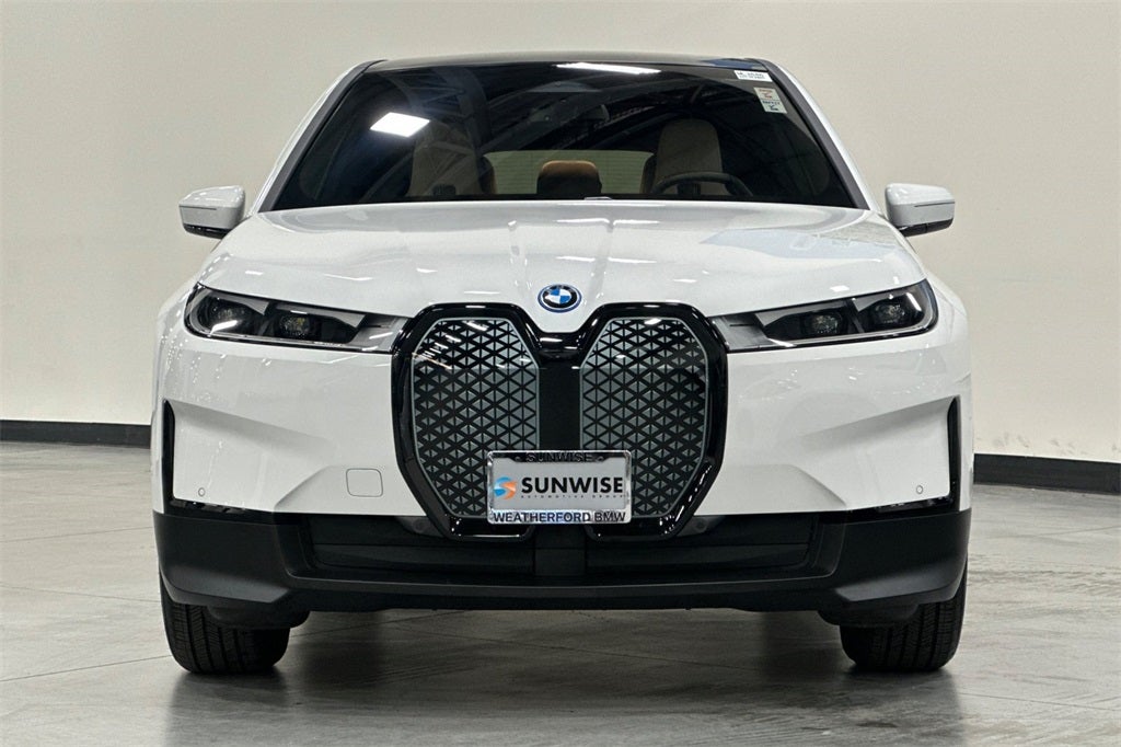 2025 BMW iX xDrive50