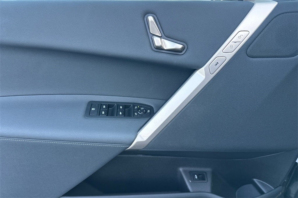 2025 BMW iX xDrive50