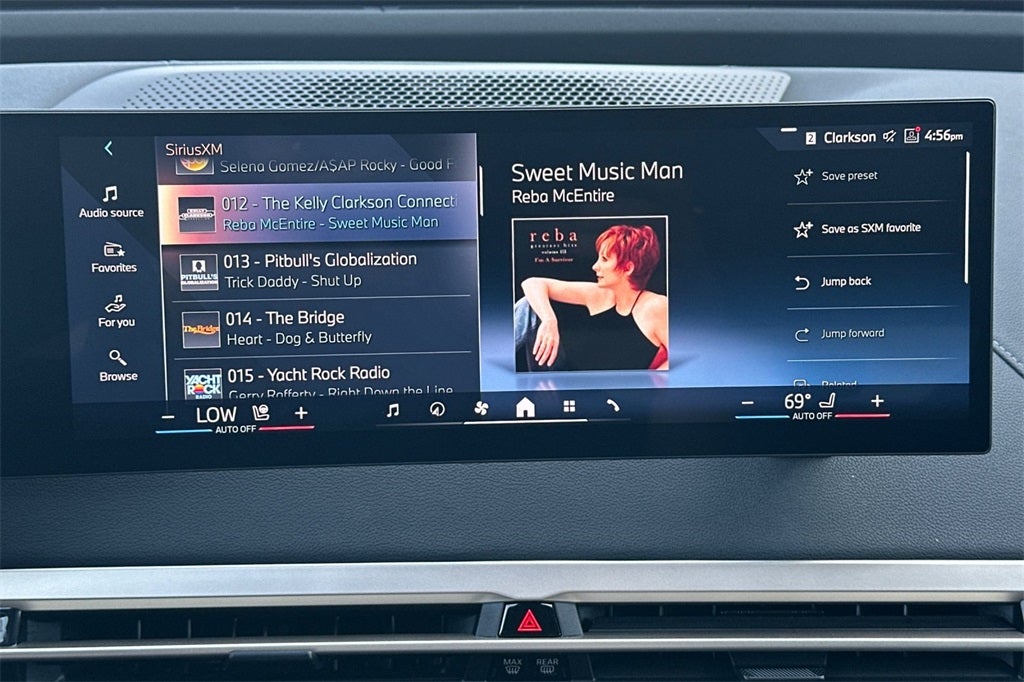 2025 BMW iX xDrive50