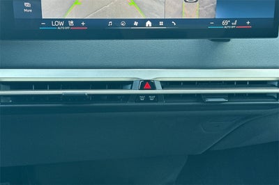 2025 BMW iX xDrive50