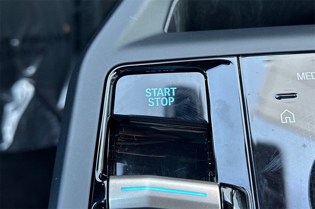 2025 BMW iX xDrive50