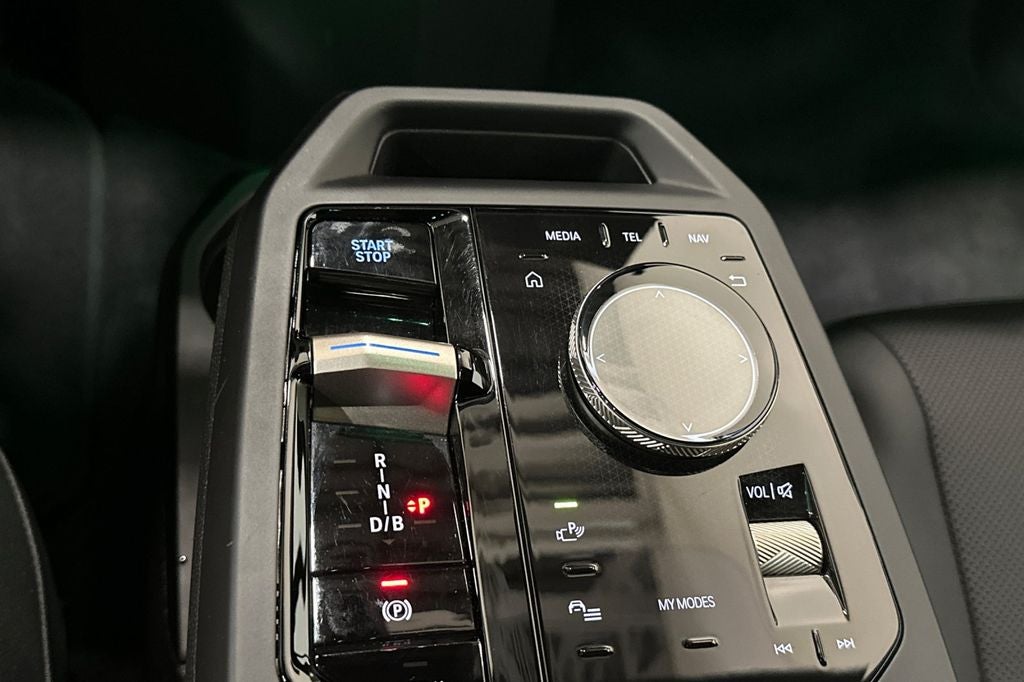 2024 BMW iX xDrive50