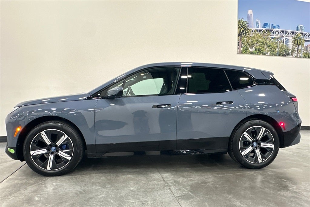 2023 BMW iX xDrive50