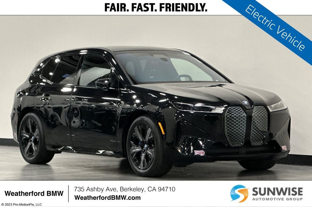 2023 BMW iX xDrive50's photo