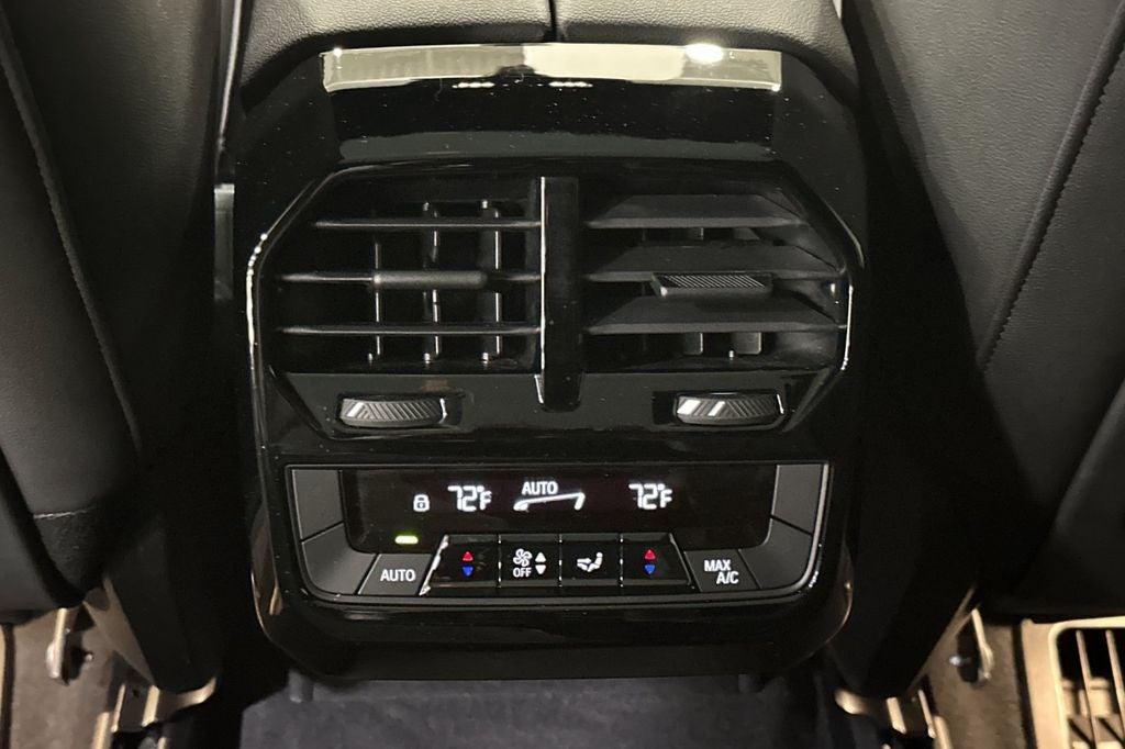 2023 BMW iX xDrive50