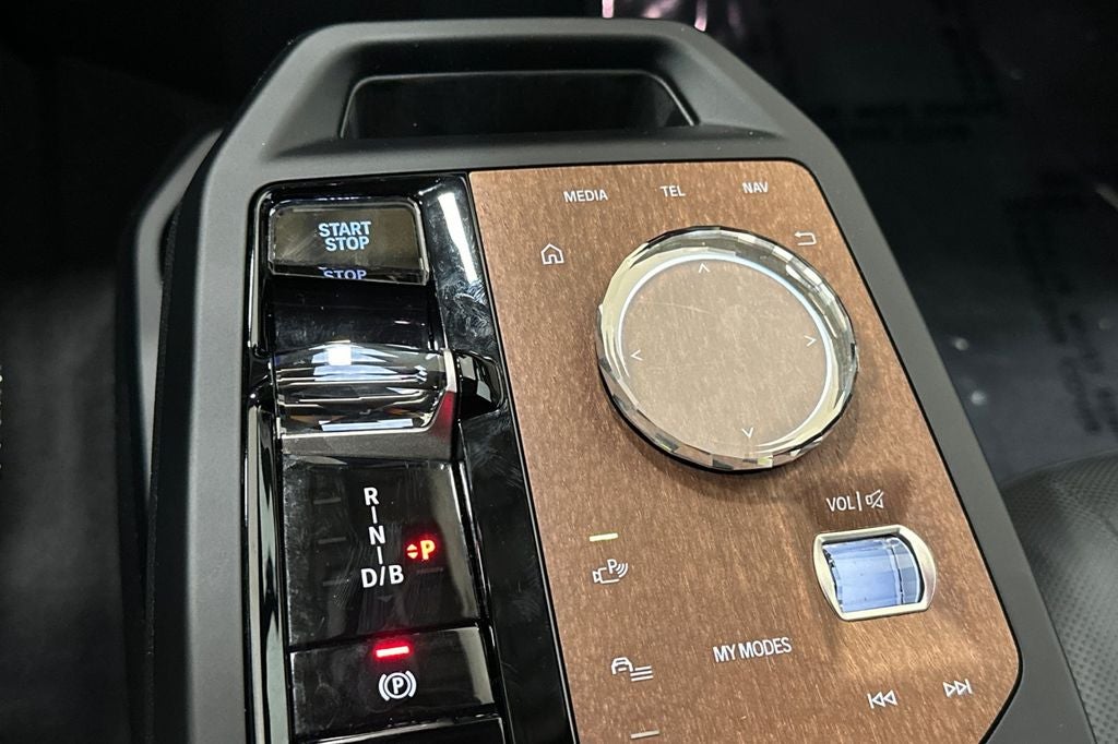 2023 BMW iX M60