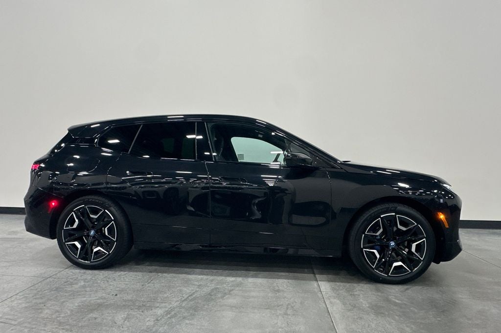 2023 BMW iX M60