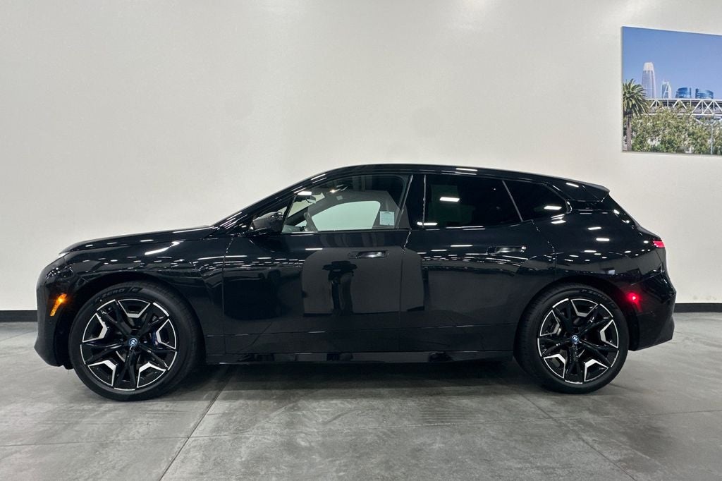 2023 BMW iX M60