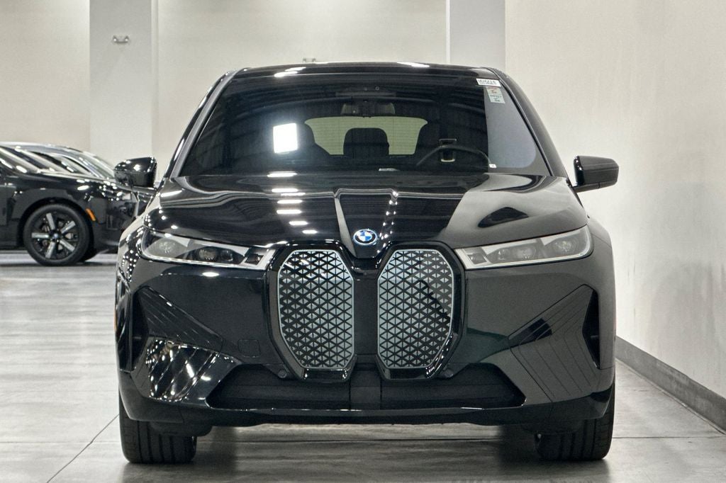 2023 BMW iX M60