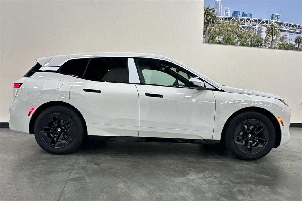 2026 BMW iX xDrive45