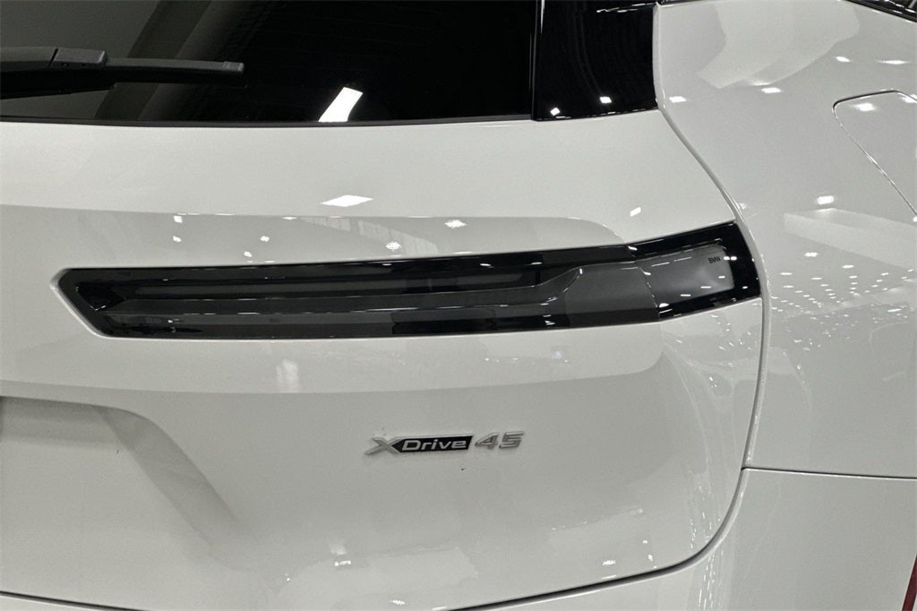 2026 BMW iX xDrive45