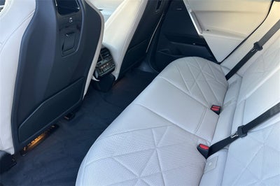 2026 BMW iX xDrive60