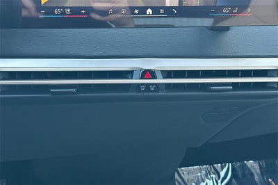 2026 BMW iX xDrive60