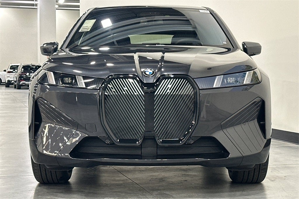 2026 BMW iX xDrive60
