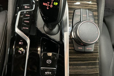 2023 BMW 5 Series 530e iPerformance