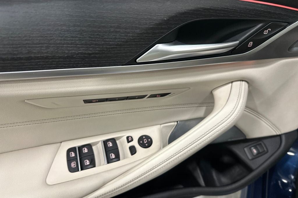2021 BMW 5 Series M550i xDrive