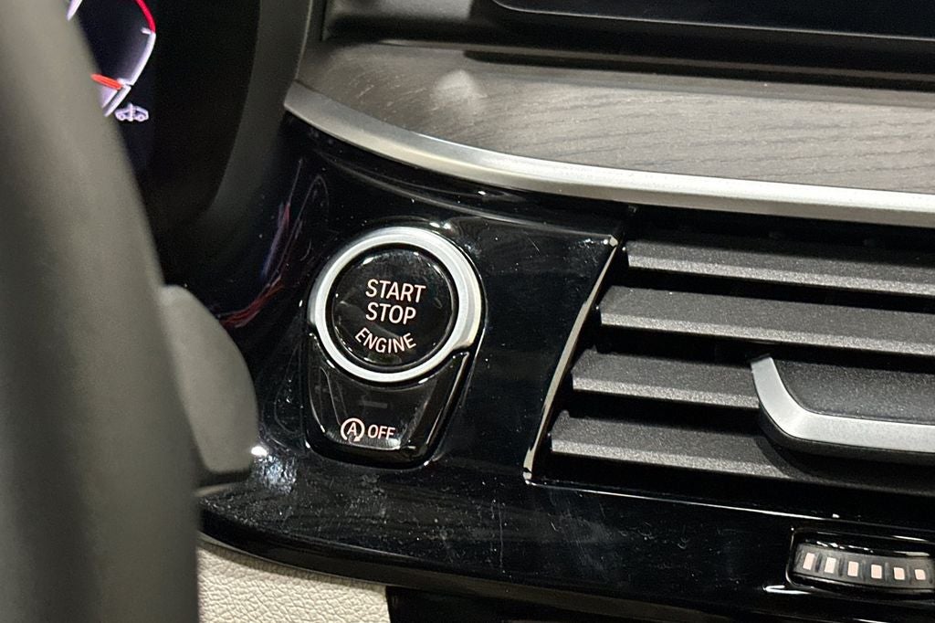 2021 BMW 5 Series M550i xDrive