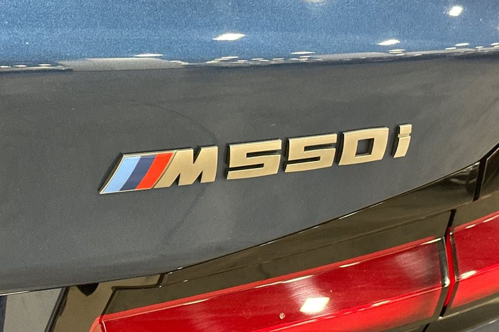 2021 BMW 5 Series M550i xDrive