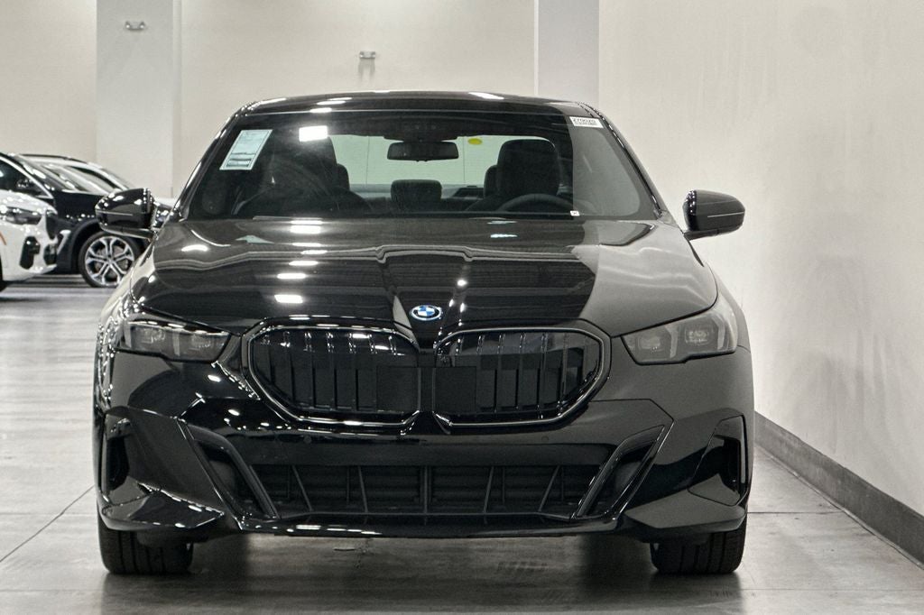 2027 BMW 5 Series 550e xDrive