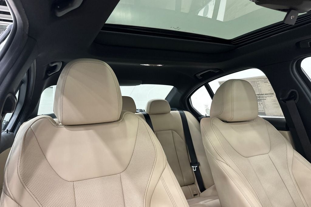 2026 BMW 3 Series 330i
