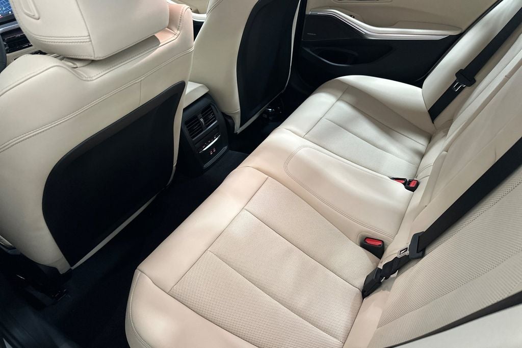 2026 BMW 3 Series 330i