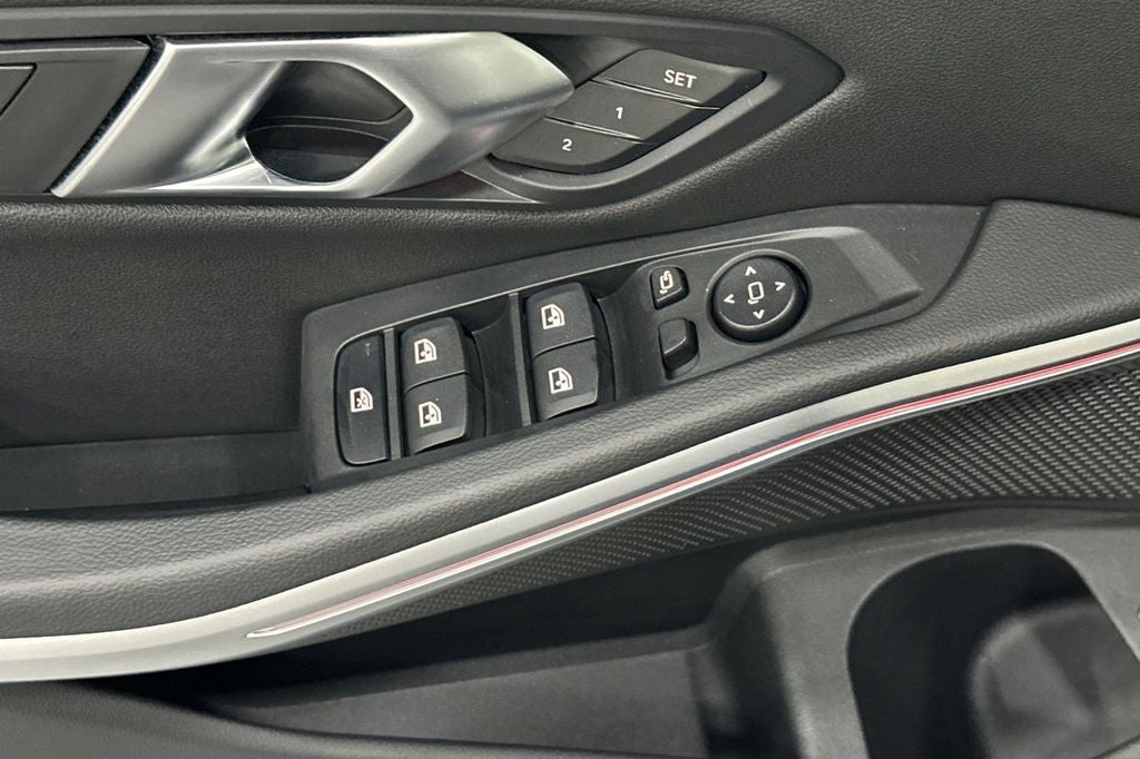 2025 BMW 3 Series 330i