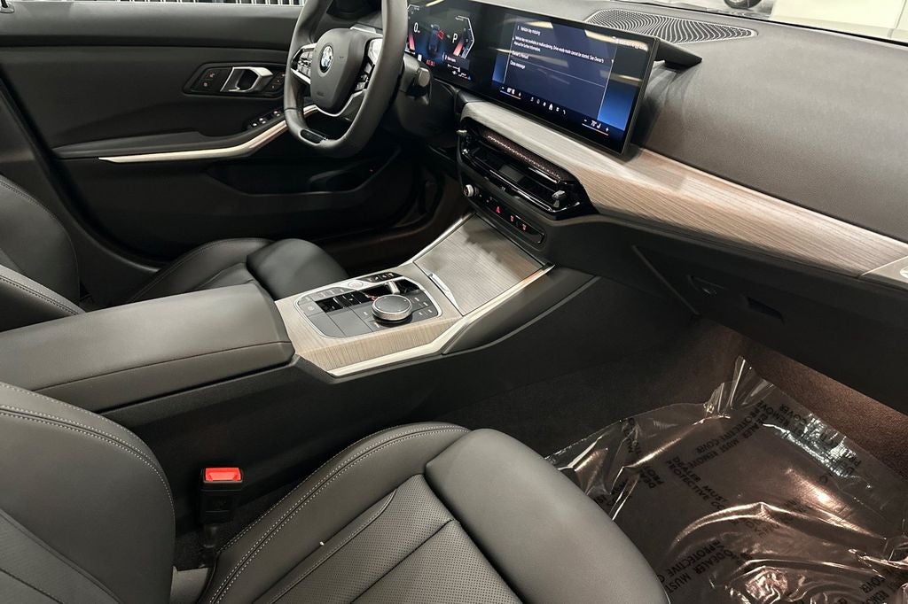 2025 BMW 3 Series 330i