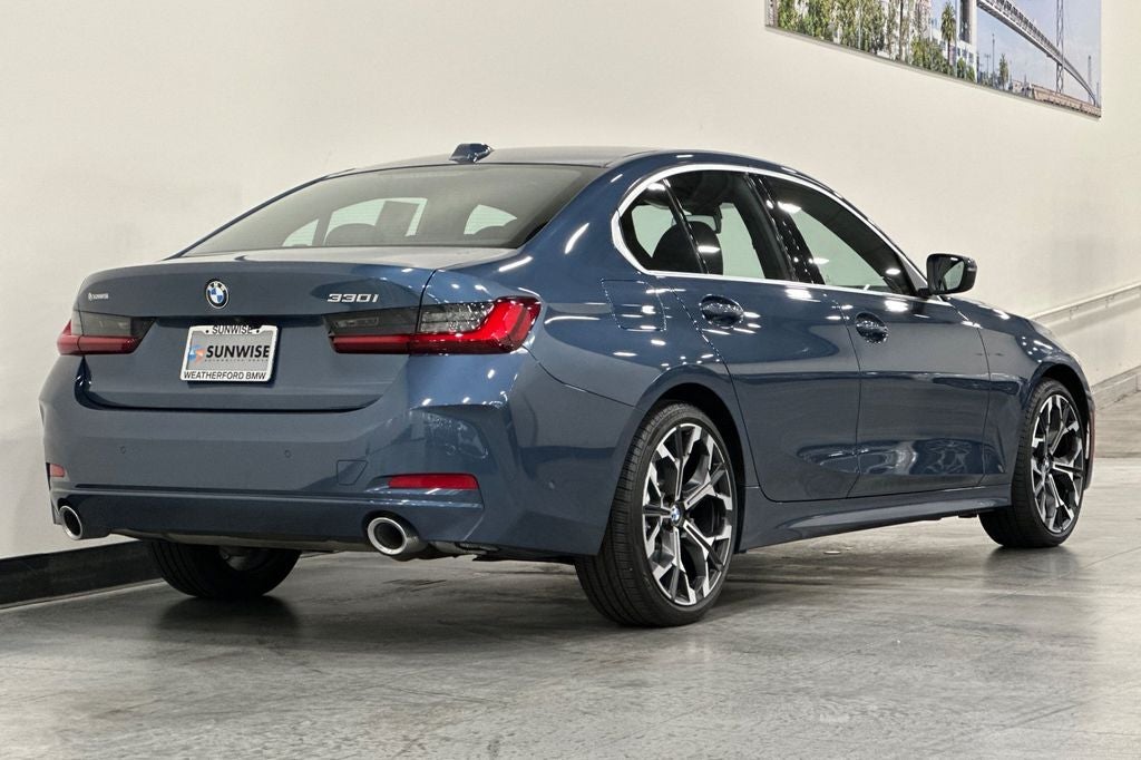 2025 BMW 3 Series 330i