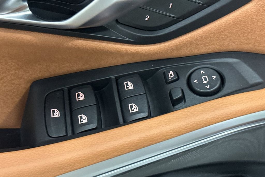 2025 BMW 3 Series 330i