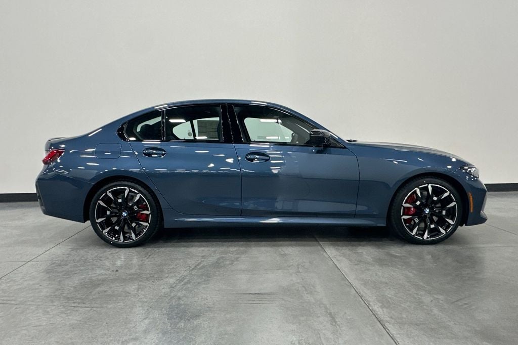 2026 BMW 3 Series 330i