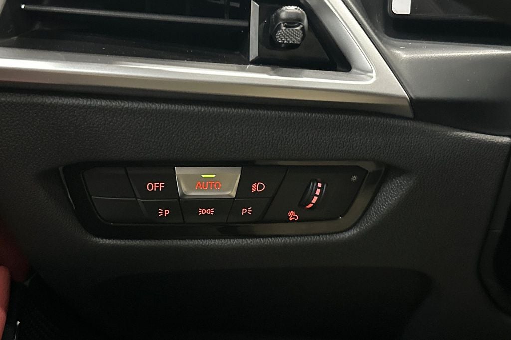 2026 BMW 3 Series 330i