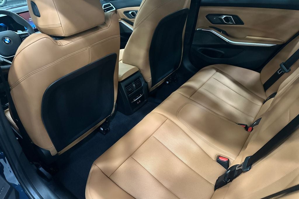 2025 BMW 3 Series 330i