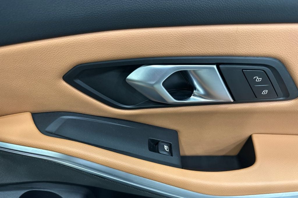 2025 BMW 3 Series 330i