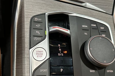 2025 BMW 3 Series 330i