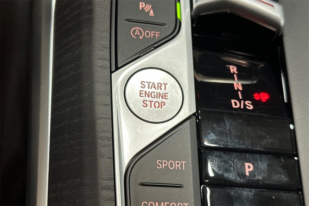 2026 BMW 3 Series 330i