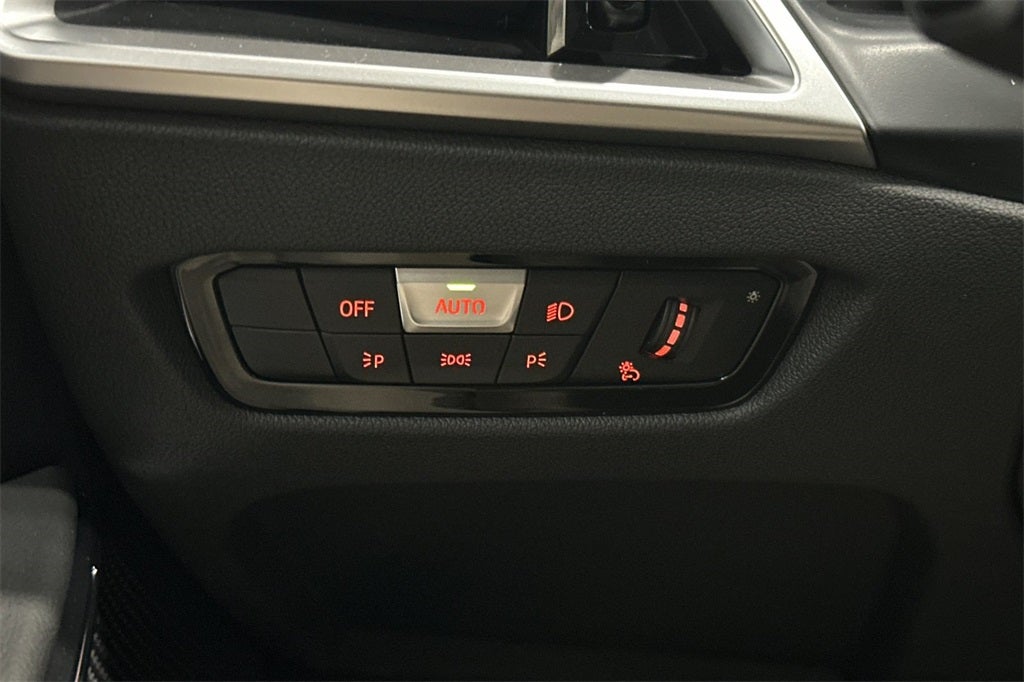 2026 BMW 3 Series 330i