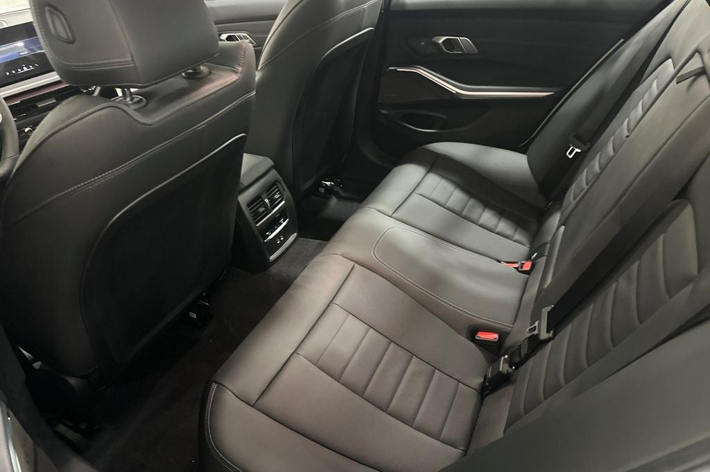 2026 BMW 3 Series 330i