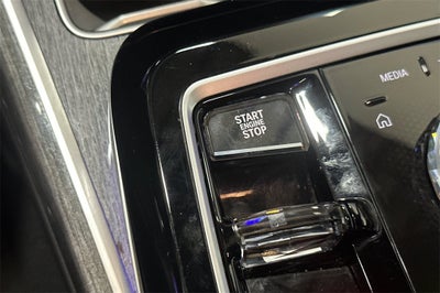 2023 BMW 7 Series 740i