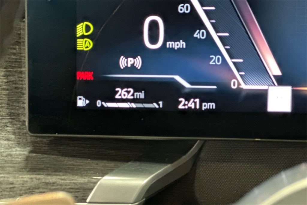 2023 BMW 7 Series 740i