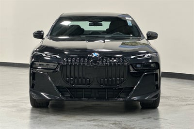 2023 BMW 7 Series 740i