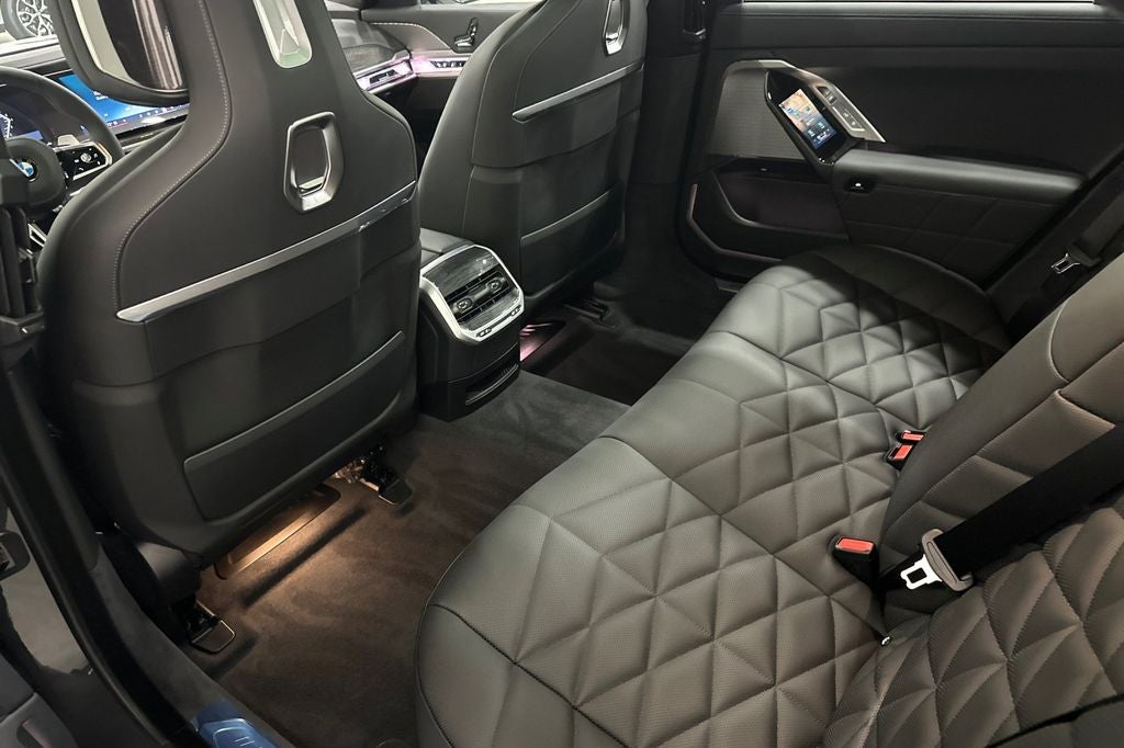 2026 BMW 7 Series 740i