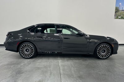 2026 BMW 7 Series 740i